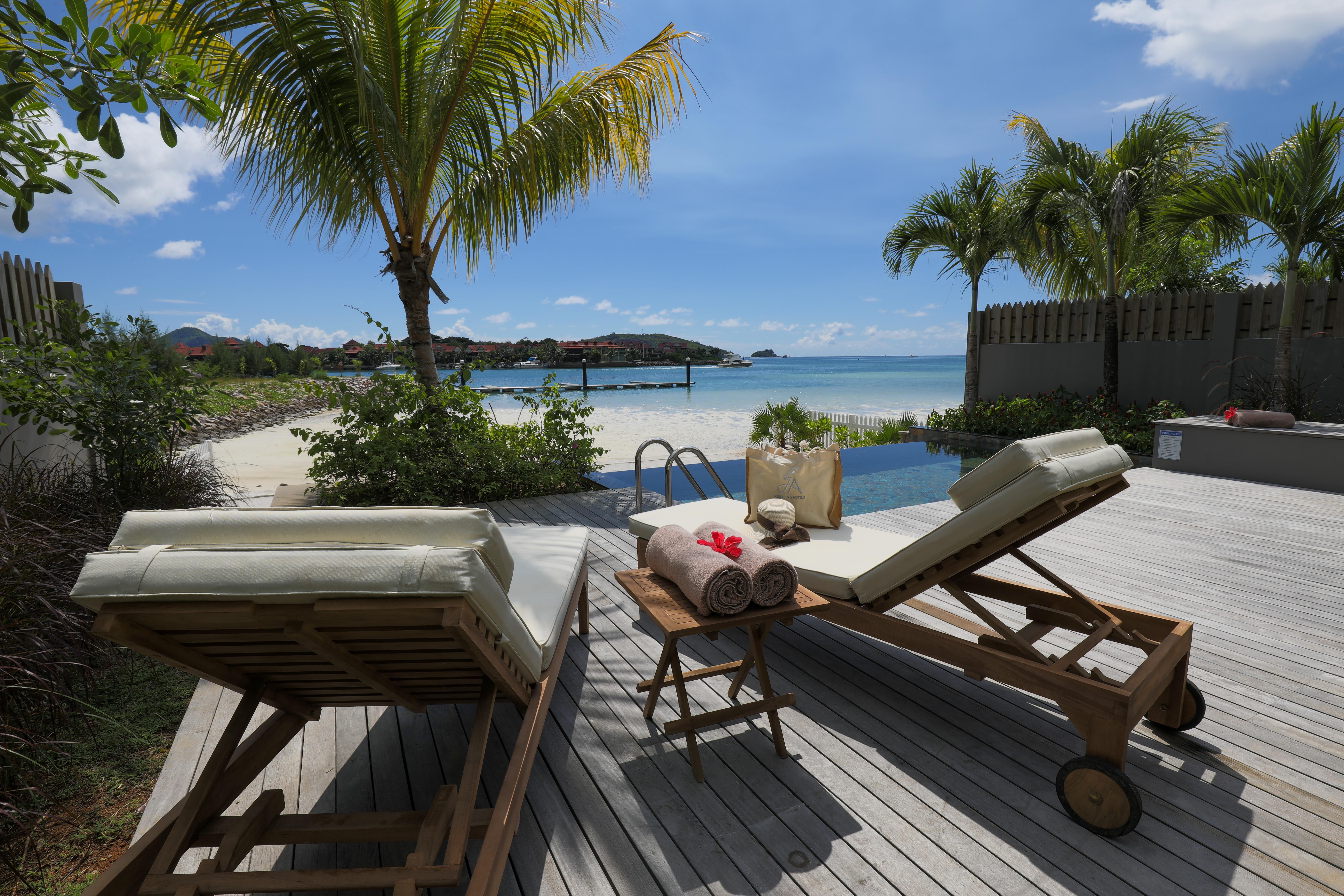 Ja Enchanted Waterfront Seychelles เกาะอีเดน ภายนอก รูปภาพ